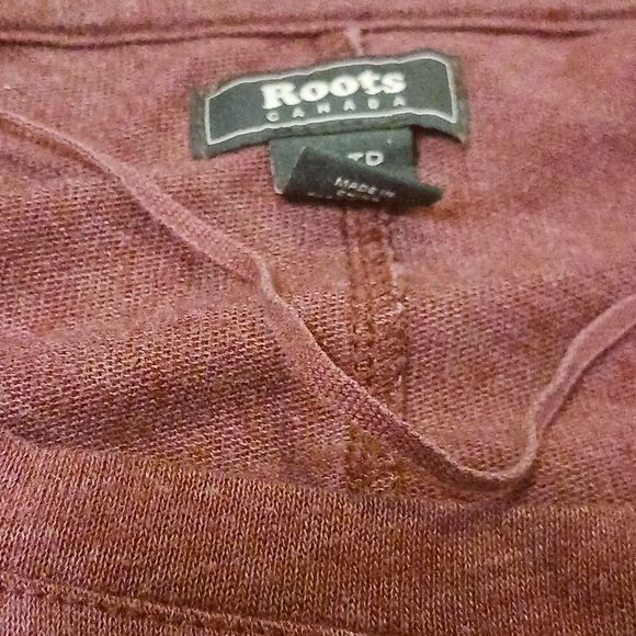 (XS) Roots shirt - Picture 4 of 5